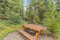 Streamside Retreat w/Creek and Mountain Views-Private Hot Tub overlooking creek - 4-Star