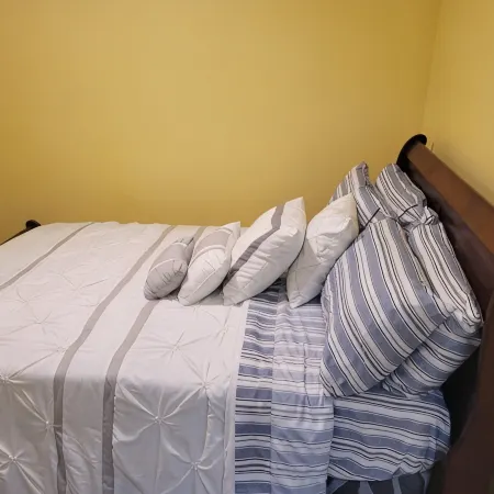 Clean, spacious, and Cozy Basement Apartment for a memorable HomeAway experience