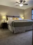 Beautiful Apartment Located Downtown Dells! - 4-Star