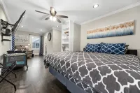 "Maple Cottage" - Spacious 4Br Family Home in Safe Neighborhood in Gastonia - 3-Star