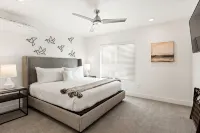 St. George Getaway, Brand New 5 BD Luxury Townhome - บูติค