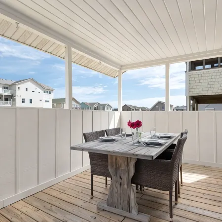 Pup-Friendly Obx Home, Shiplap Charm & Walk-in Showers