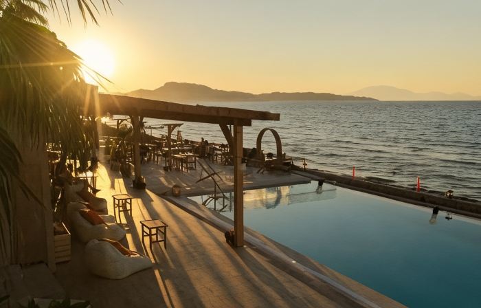 Agoulos Beach Hotel