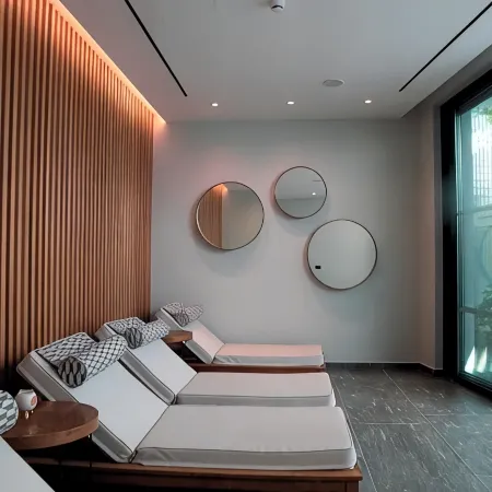 Anemi Hotel & Suites