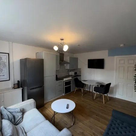 City Centre 4 Bed - Parking - Groups & Contractors