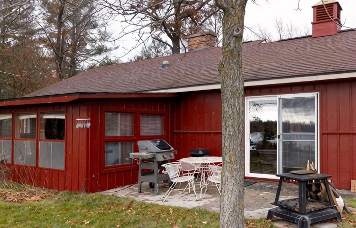 Relaxing cabin on Beaver Lake,  by Namekagon River and close to Hayward