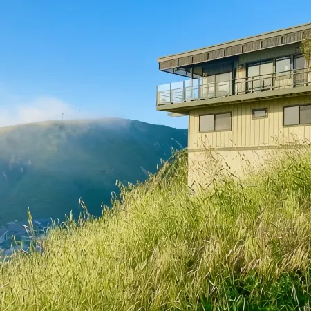 Raptor's View - Million Dollar Views From The Ventura Hillsides
