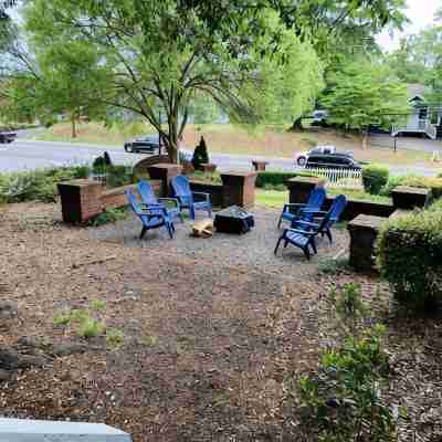 A totally renovated home in the heart of Roswell and central to Roswell’s best. Hotel Exterior