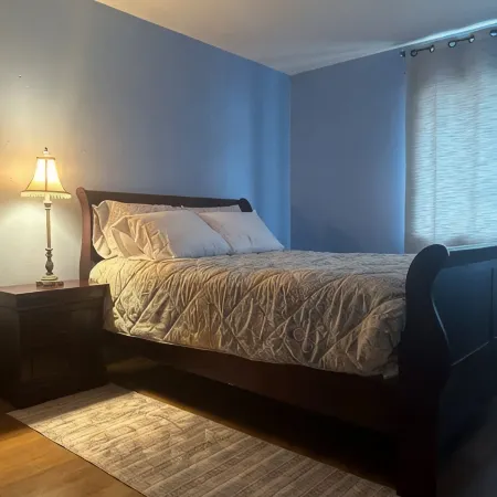 3-bedroom townhome in Eagan MN close to the Mall of America, and  MSP Airport.