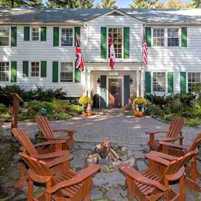Sherwood Inn Hotel Exterior