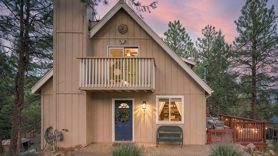 Southwest Mountain Getaway w/ Hot Tub & Game Room, Pet-Friendly
