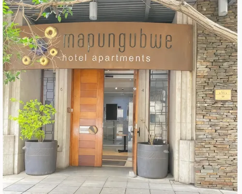 The Orange Corner IIII At Mampungubwe Hotel Hotels near Joubert Park