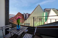 Old Town Square Premium Residence - Water Park