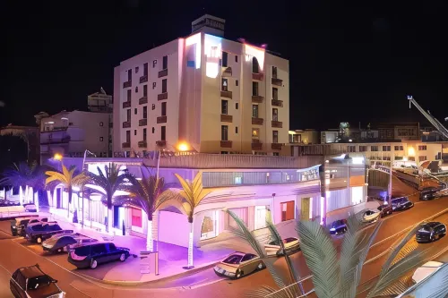 Al Raad Hotel - Merinäköala