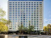 دوبل تري باي هيلتون سانتياغو - فيتاكورا Hotels near بيافيستا