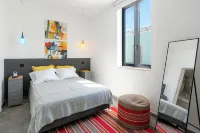 House of Portraits Faro - บังกะโล
