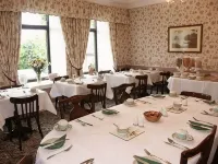Herdshill Guest House - parkir