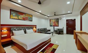Hotel Durga - Housity