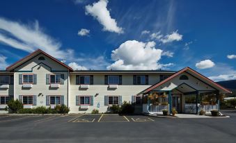 Columbine Inn and Suites