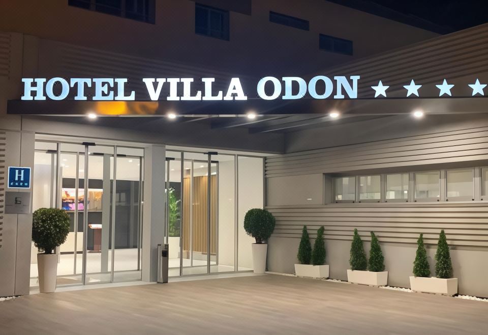 hotel overview picture