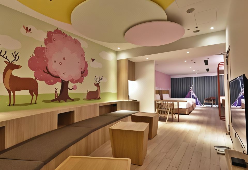 3. 더 브릭 호텔..