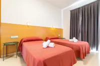 Albergue Inturjoven Jaen Các khách sạn gần Aulario Flores de Lemus