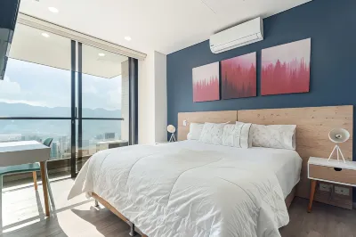 HOUSY HOST的Apartamentos Class Suites公寓 Vereda El Penasco住宿飯店
