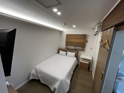 Myeong-Dong (Chungmuro) Jin Forest Inn