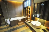 أومباك فيلا لنكواي فنادق في 