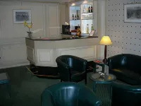 Hôtel Monceau Wagram - navette aéroport