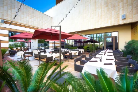 Aliante Casino & Hotel Отели рядом с достопримечательностью «Парк Флойд Лам»