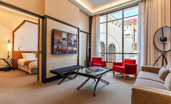 Five Seas by Inwood Hotels