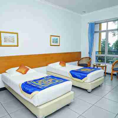 Taman Sari Hotel Dan Resort Rooms