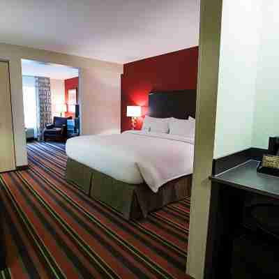 Fairfield Inn & Suites Moscow Rooms