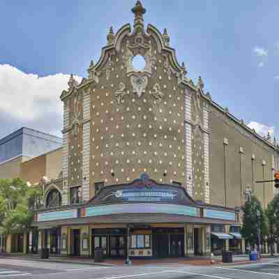 Graduate Richmond Hotel Exterior