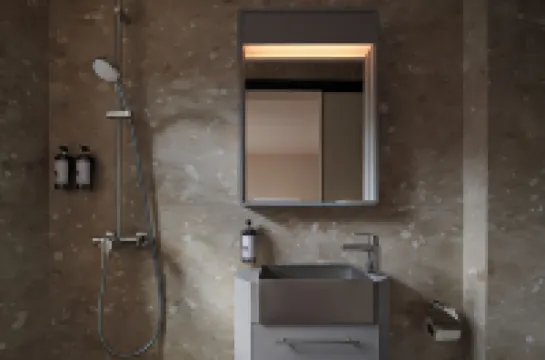 KINN Studios Hotels near Neil Rd