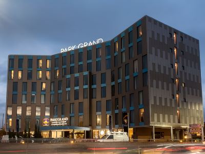 Park Grand Heathrow