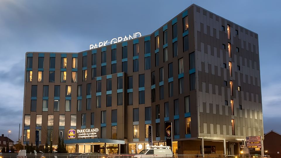 Park Grand Heathrow