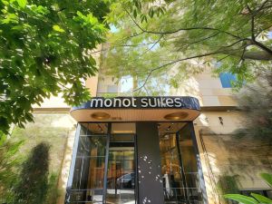Monot Suites
