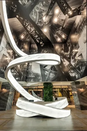 NingCui Business Hotel Отели рядом с достопримечательностью «Тайский университет науки и техники»