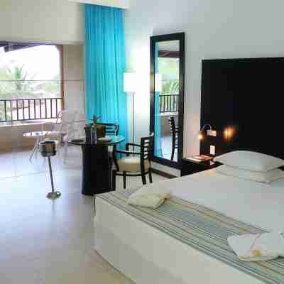 Dom Pedro Laguna Beach Resort & Golf Rooms