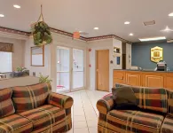 Super 8 by Wyndham Pontoon Beach IL/St. Louis MO Area Hotels in Pontoon Beach