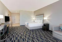 La Quinta Inn & Suites by Wyndham Sweetwater East Hotels in Sweetwater