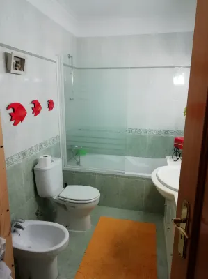 Single Room 3 at Albarraque, Sintra, Shared Bathroom Các khách sạn ở 