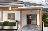 Villa Sunrise Garden A180