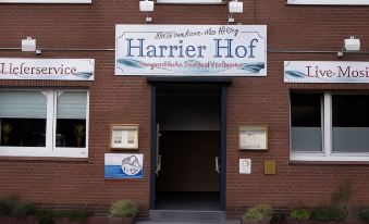 Harrier Hof