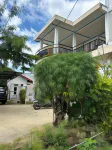 Four-G Homestay & Komodo Tour Hotels in Wae Kelambu