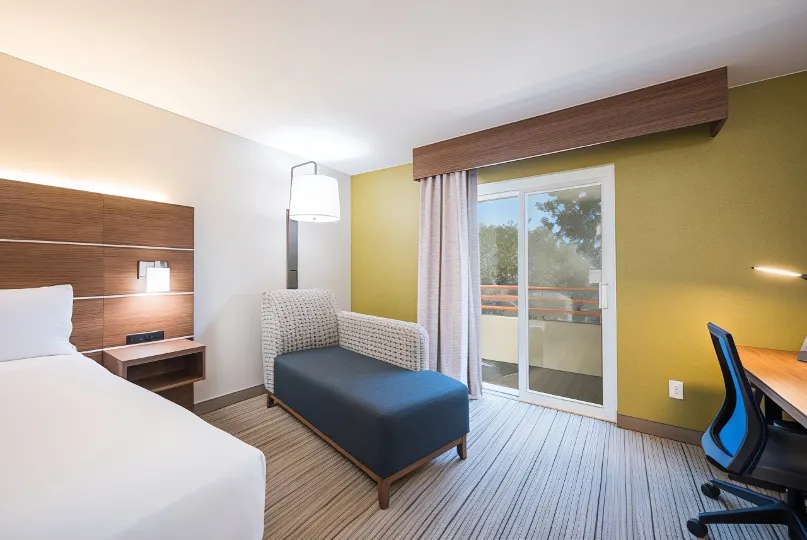 Holiday Inn Express Grover Beach-Pismo Beach Area