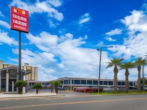 Econo Lodge Inn & Suites