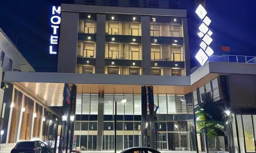 Premier Hotel